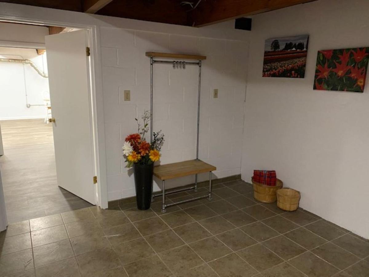 Spacious Lower Level Living All For You! Corvallis Eksteriør bilde